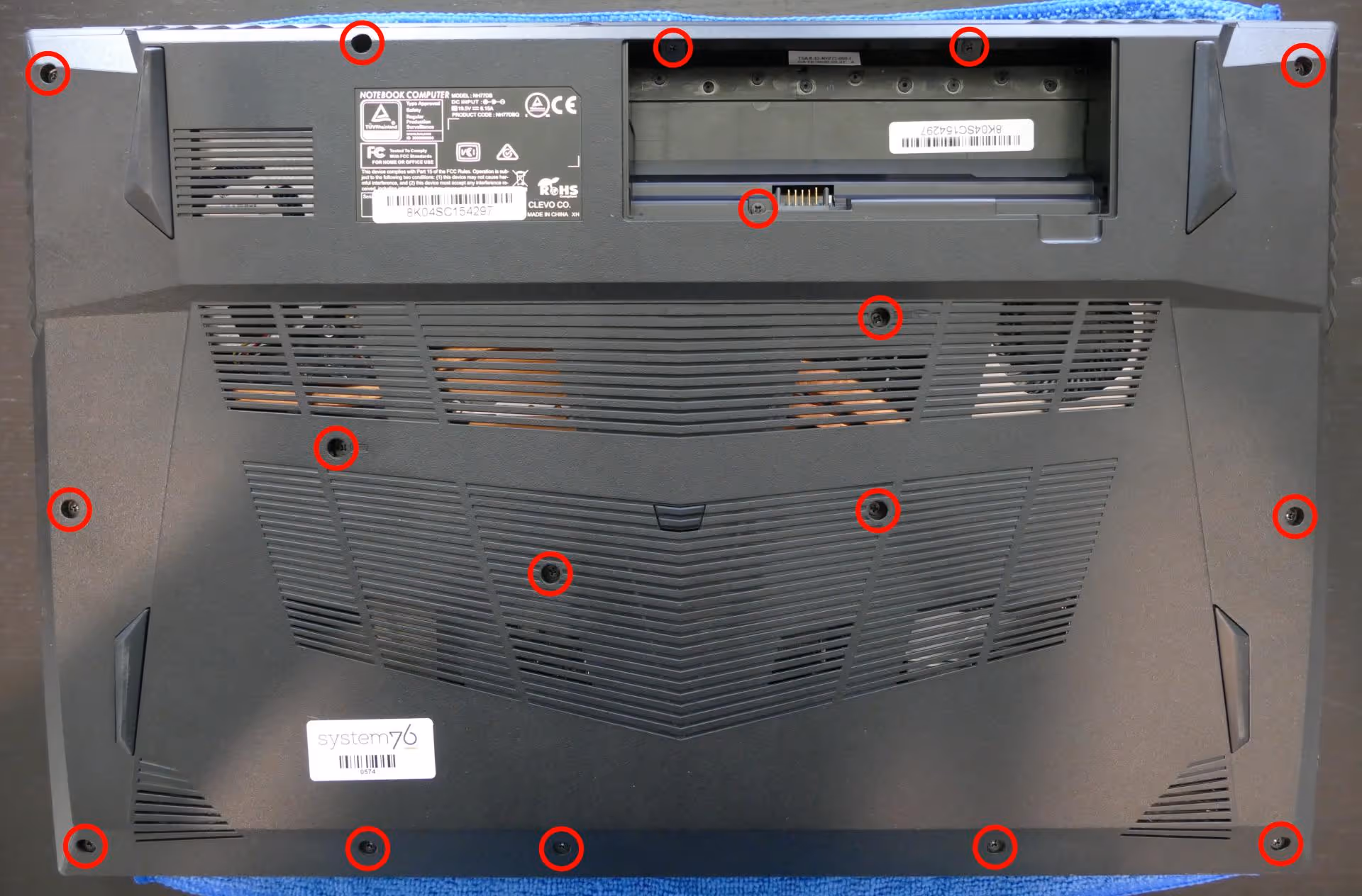 Bottom panel screws