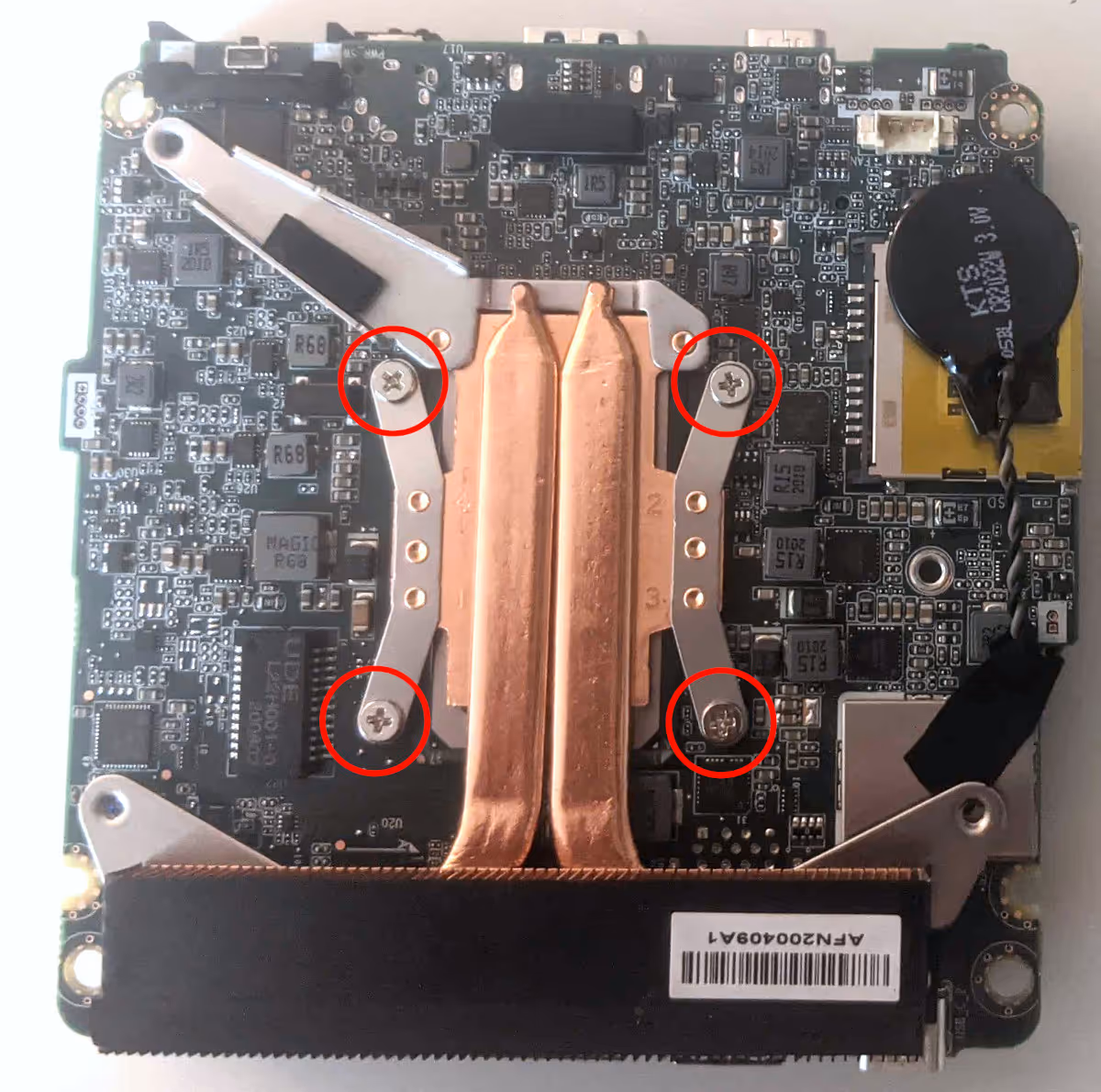 Heatsink screws