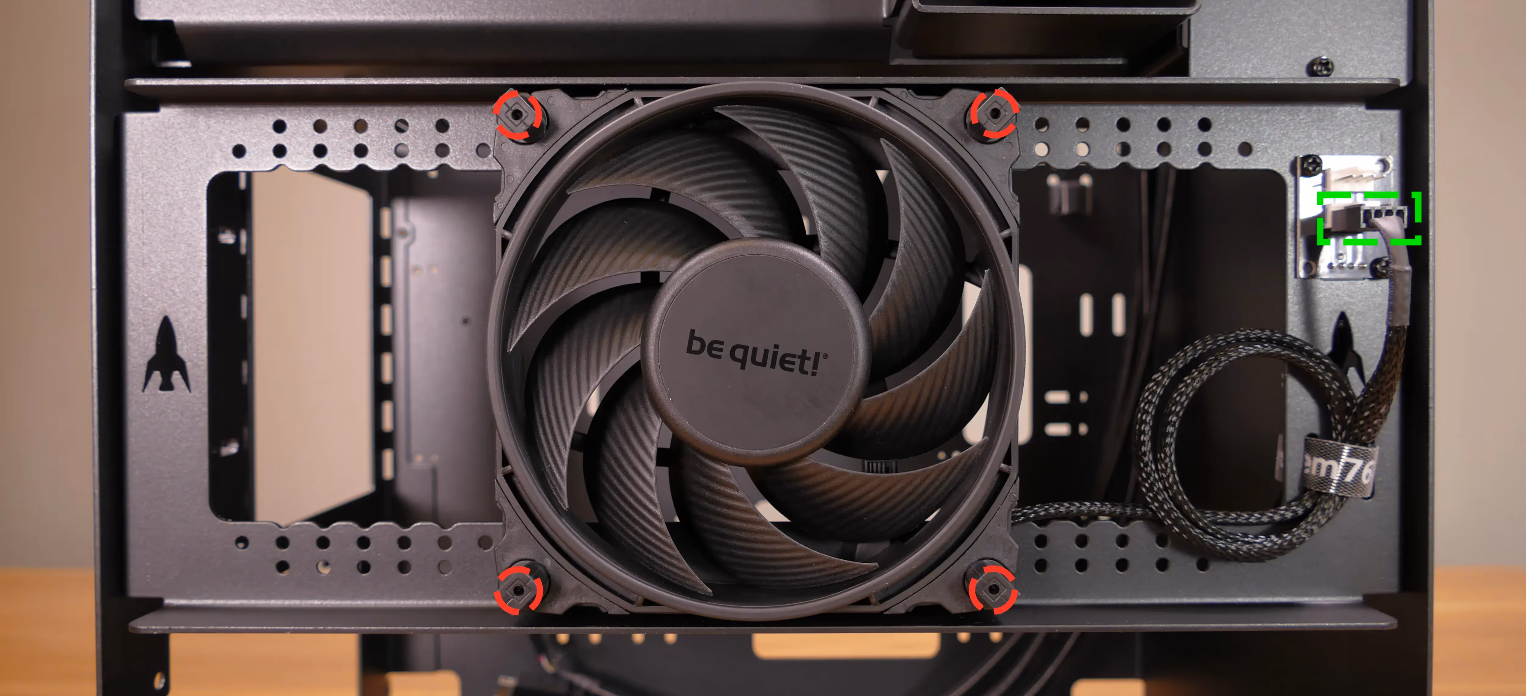 Mounted side fan